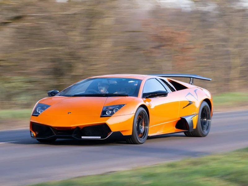 Lamborghini — foto 2